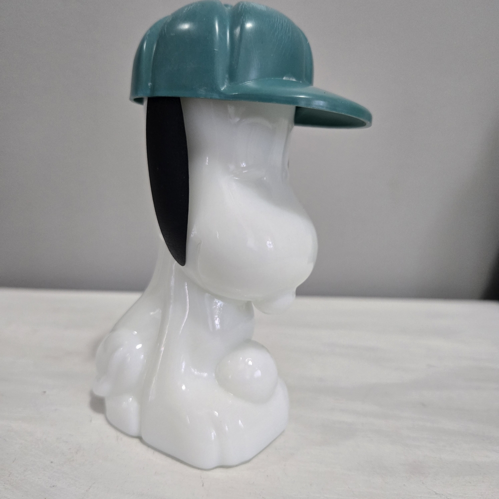 Vintage Avon Snoopy Peanuts White After Shave Bottle Decanter Empty